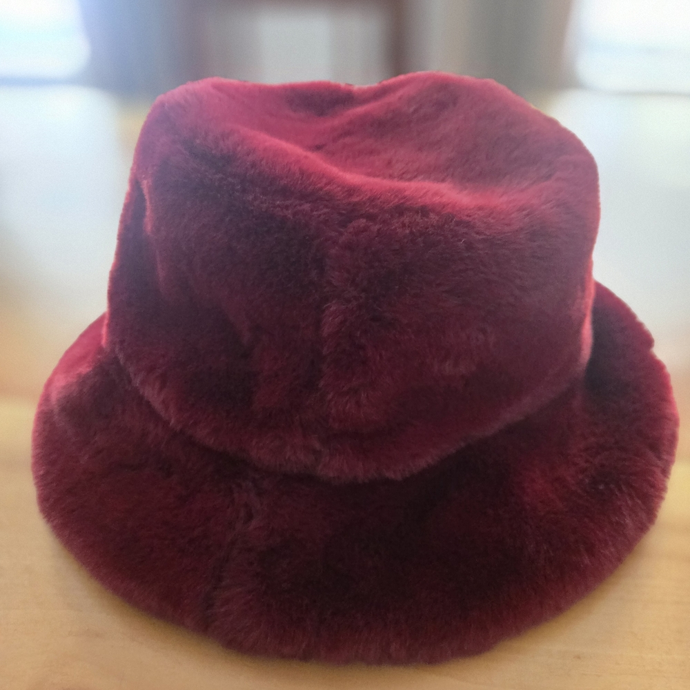 Luxurious Faux Fur Bucket Hat - Red